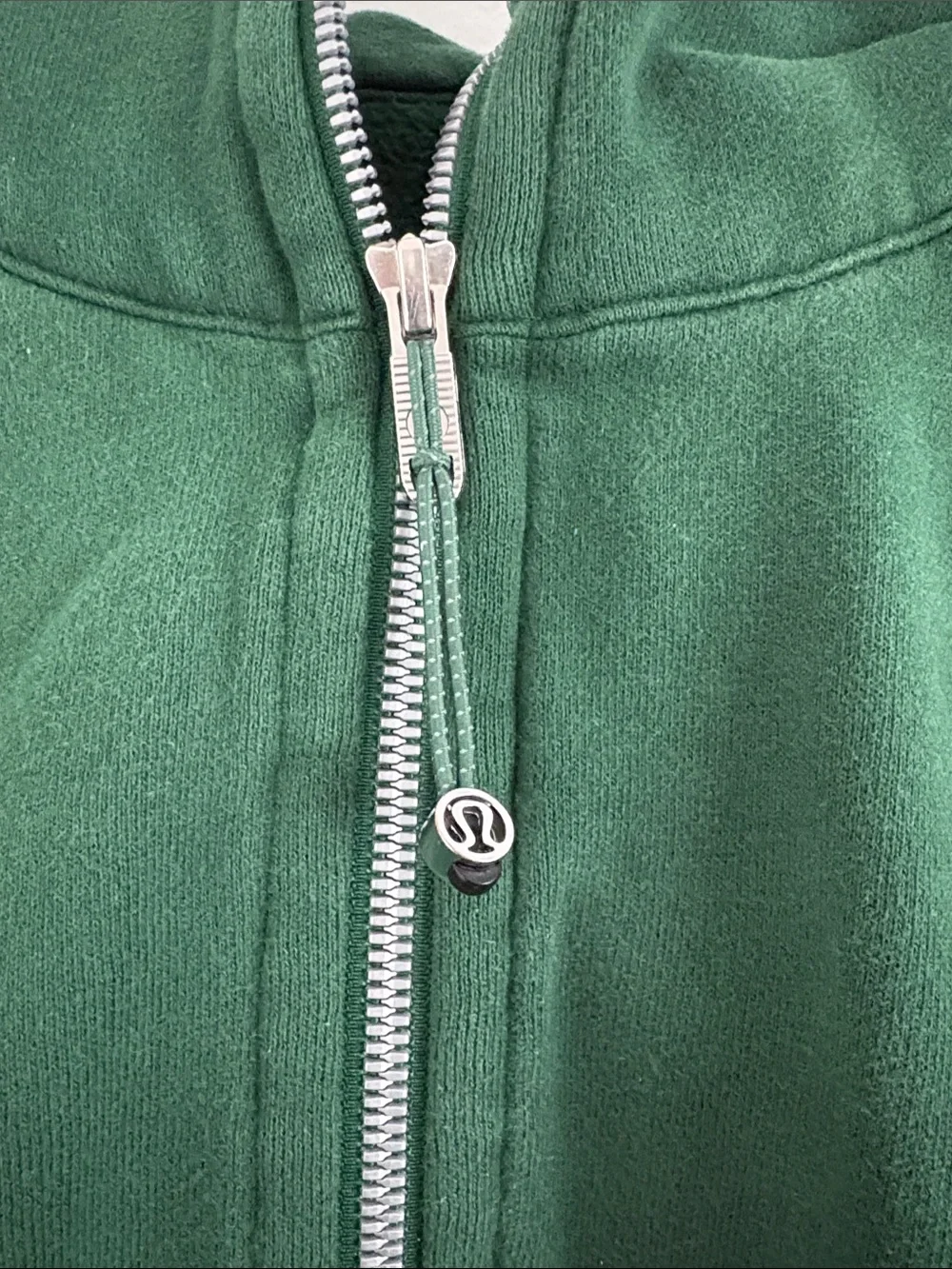 Lululemon Scuba Half Zip Hoodie in Evergreen Green size large/x-large